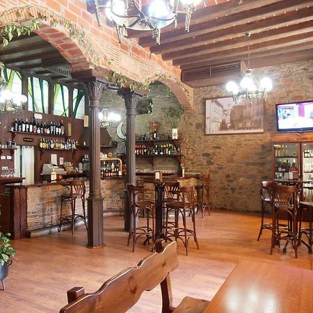 Hostal Virgen De La Encina Ponferrada Eksteriør billede