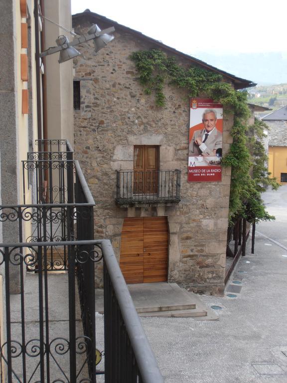 Hostal Virgen De La Encina Ponferrada Værelse billede