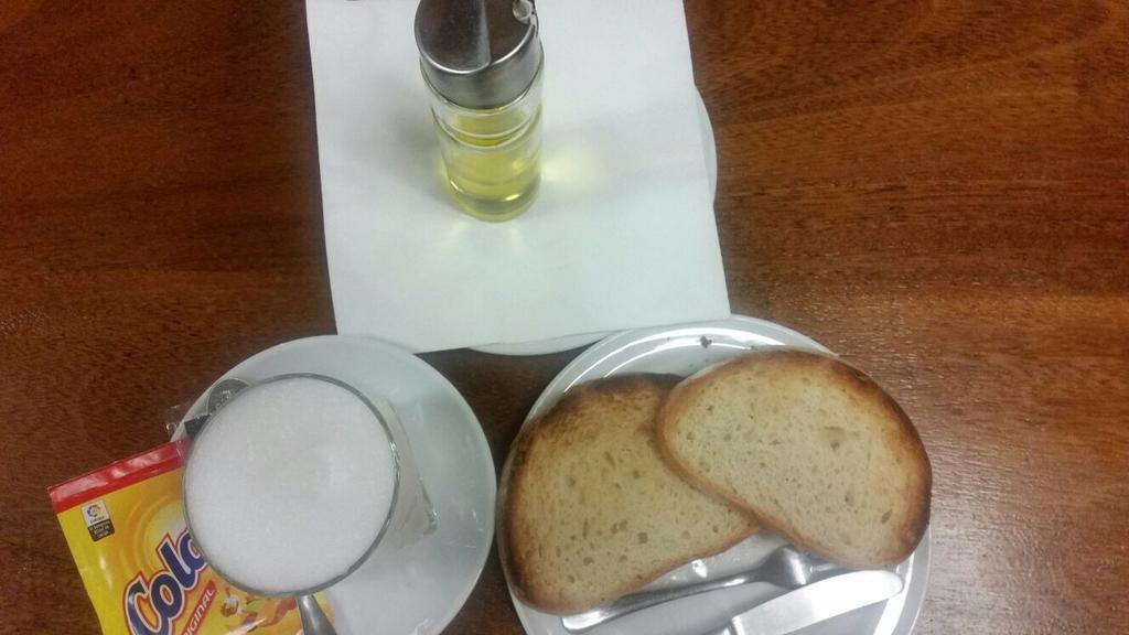 Hostal Virgen De La Encina Ponferrada Eksteriør billede